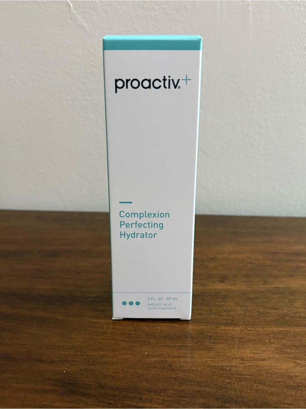 Proactiv Complexion Perfecting Hydrator - Aqua/White New in box 3oz